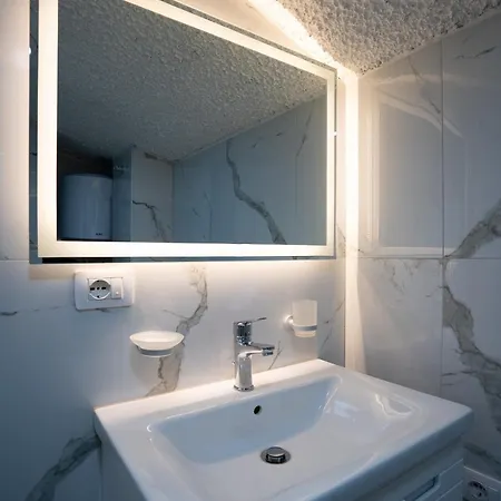 Apartamento 503 Sunny Mint Rooftop Golem (Tirana)
