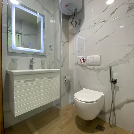 503 Sunny Mint Rooftop Apartament